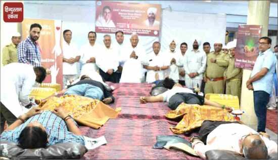Satguru Mata Sudiksha Ji Maharaj के आशीर्वाद से चंडीगढ़ में 384 श्रद्धालुओं ने किया Blood donate
