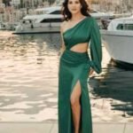 <span class="title-highlight-color">Cannes 2023 Sunny Leone First Look:</span> सनी लियोन की केन्स 2023 की फर्स्ट लुक आई सामने, देखे आप भी